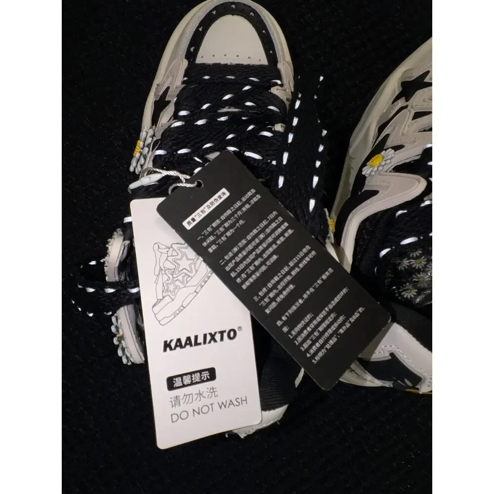 Kaalixto x MEDM Daisy Bread woman sneakers size 4
